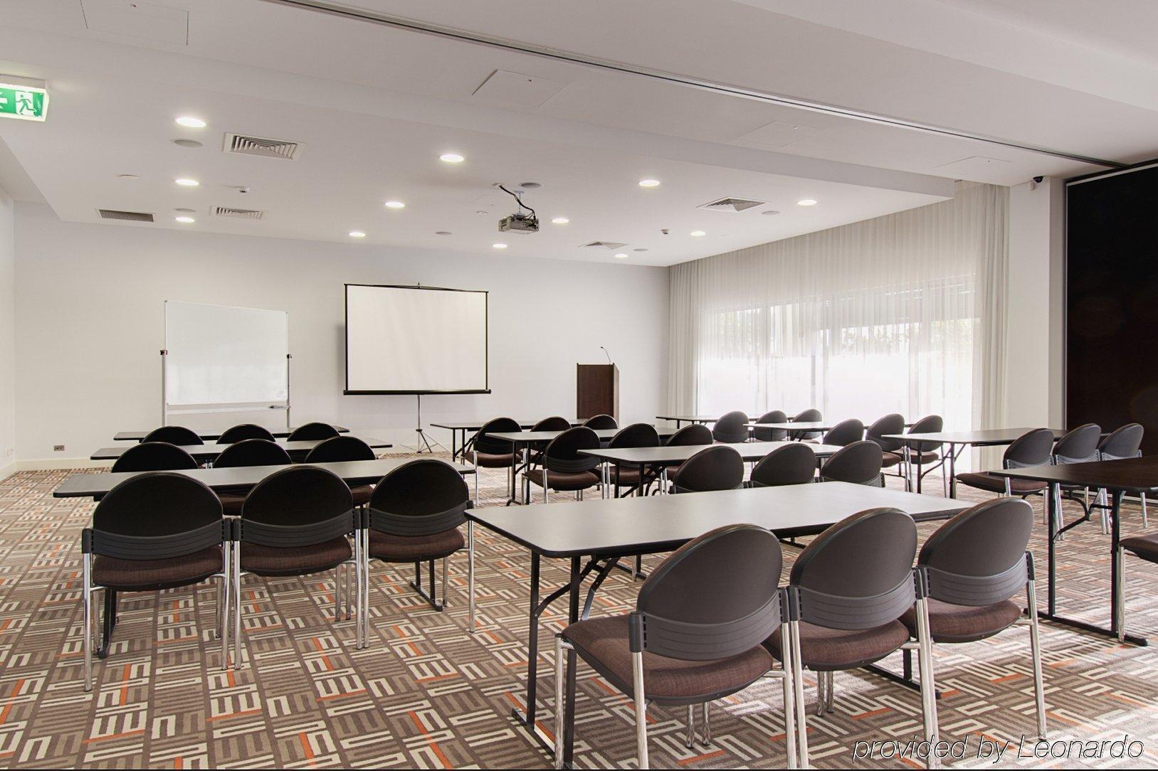 Chancellor Executive Apartments Gold Coast Business photo